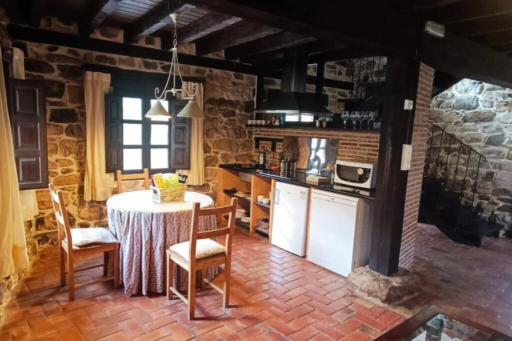 Casa Con Encanto Lagunanegra Y Urbion Винуэса Экстерьер фото
