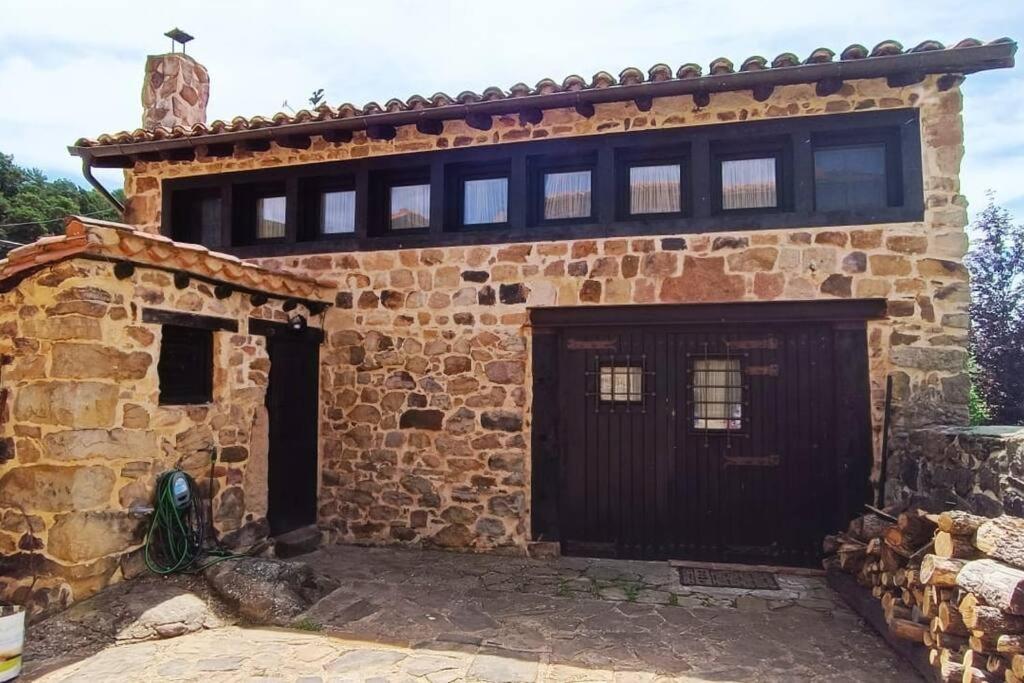 Casa Con Encanto Lagunanegra Y Urbion Винуэса Экстерьер фото